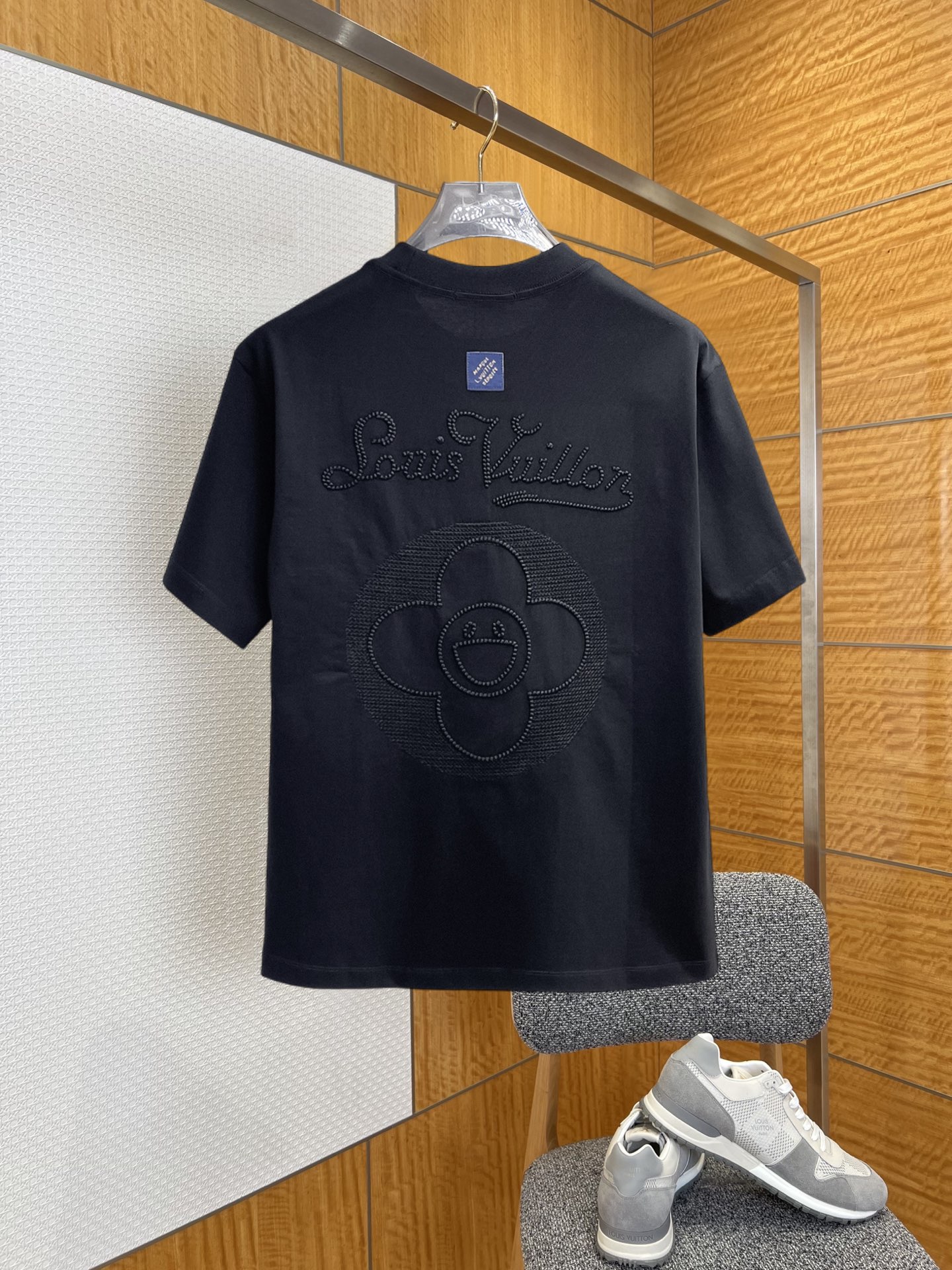 short sleeves